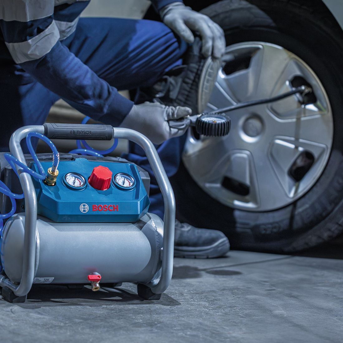 Bosch 18V Cordless Compact Air Compressor GKO18V-51N